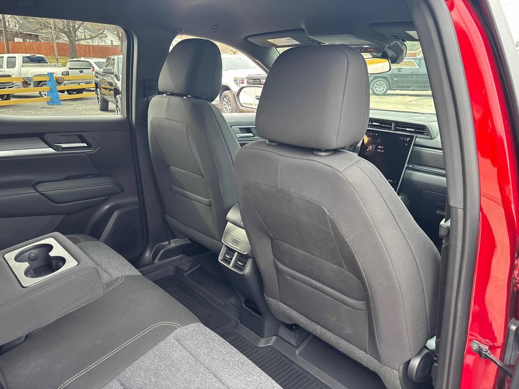 Used 2026 GMC Terrain Elevation image 29