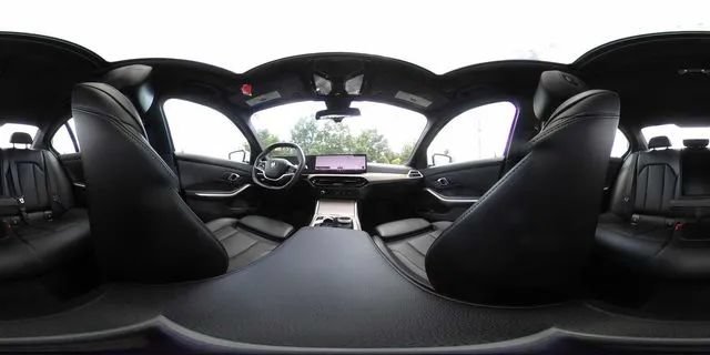 Used 2025 BMW 330i xDrive Sedan AWD/4WD image 45
