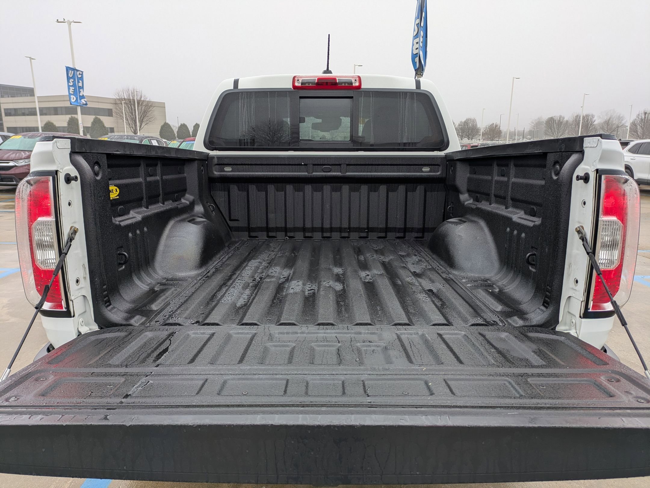 Used 2016 GMC Canyon SLT w/ Driver Alert Package image 29