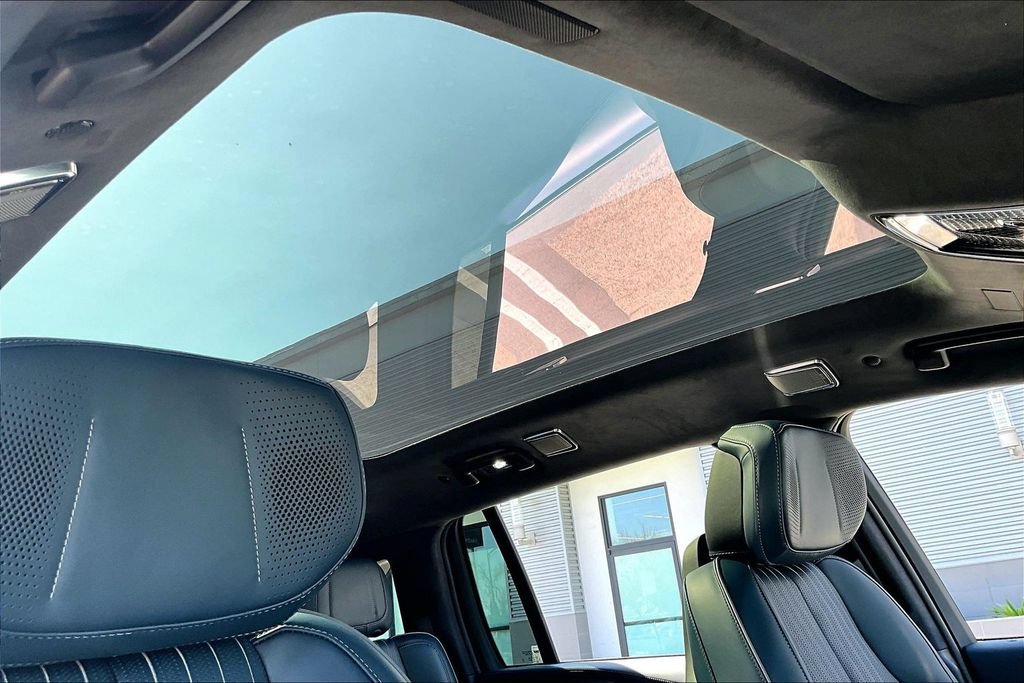 New 2026 Cadillac Escalade IQ Luxury 2 w/ LPO, Floor Liner Package AWD/4WD image 32