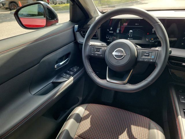 Certified 2026 Nissan Kicks SR FWD image 20