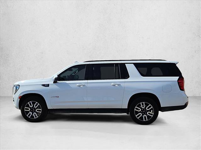 Used 2024 GMC Yukon XL AT4 w/ Technology Package image 9