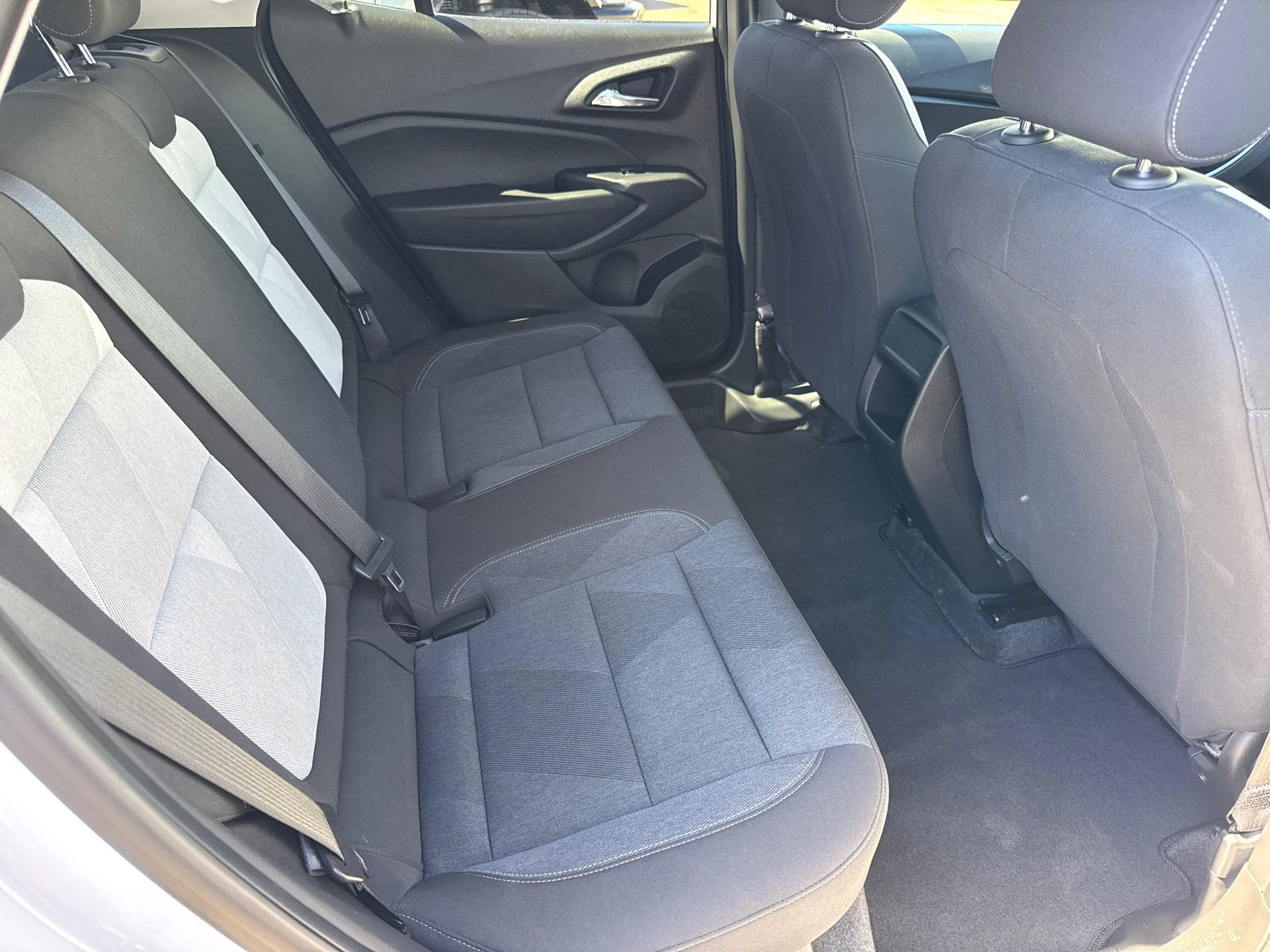 Used 2024 Chevrolet Trax LS w/ LS Convenience Package FWD image 14