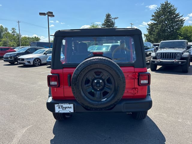 Used 2025 Jeep Wrangler Sport AWD/4WD image 27