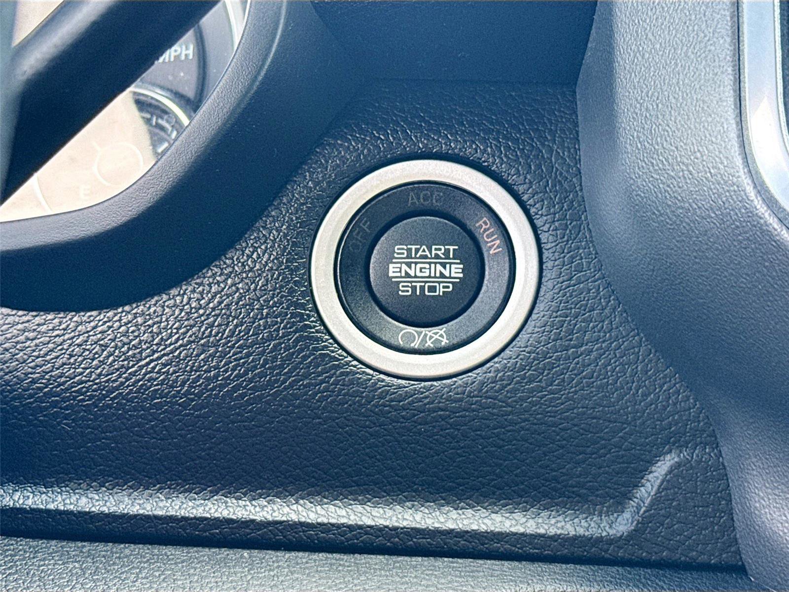 Used 2024 RAM 3500 Big Horn w/ Night Edition image 10