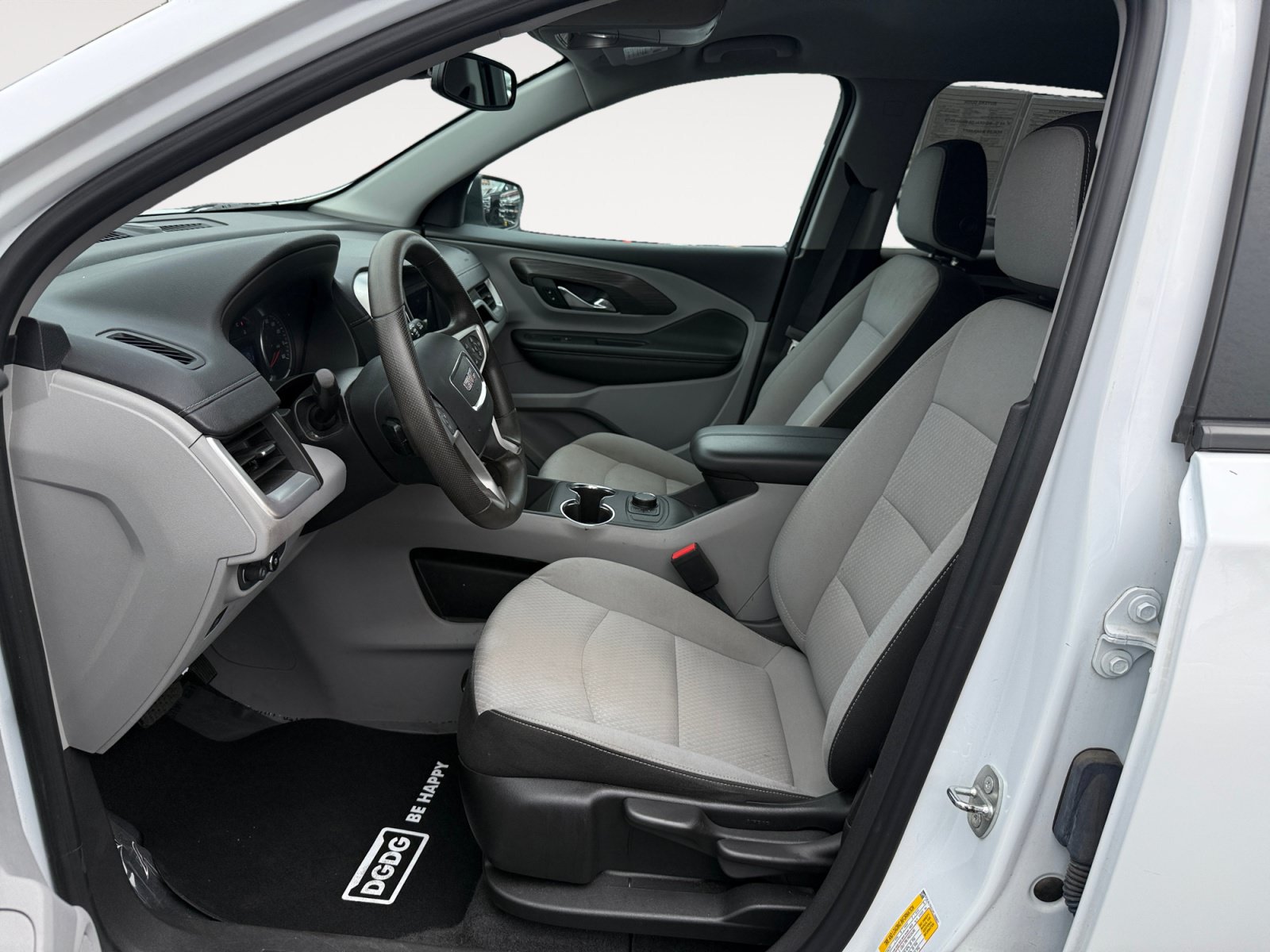 Used 2023 GMC Terrain SLE w/ Fleet Convenience Package AWD/4WD image 10