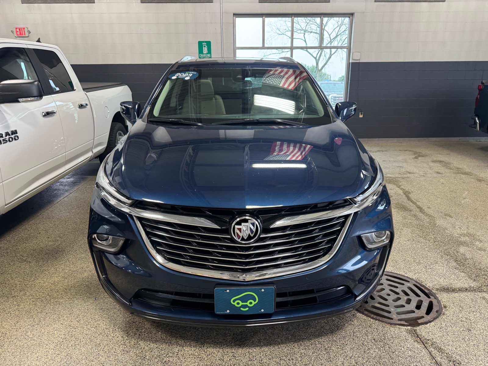 Certified 2023 Buick Enclave Essence w/ Experience Buick Package AWD/4WD image 2