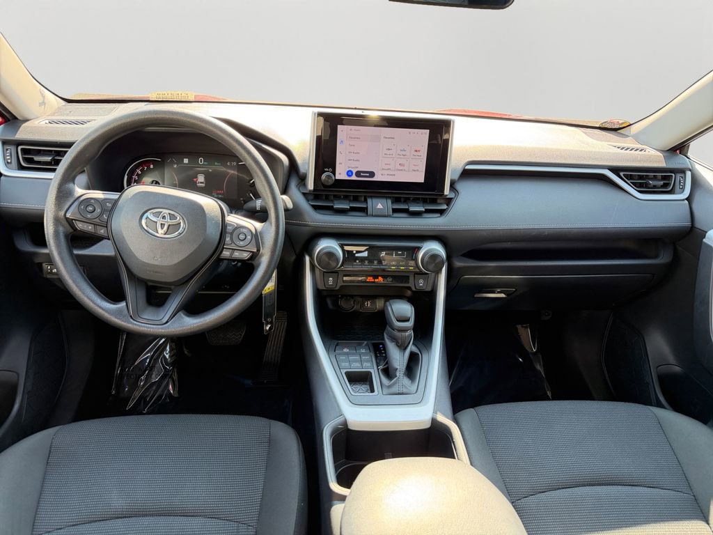 Used 2024 Toyota RAV4 LE AWD/4WD image 16