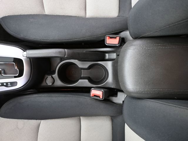 Used 2015 Chevrolet Cruze LS FWD image 28