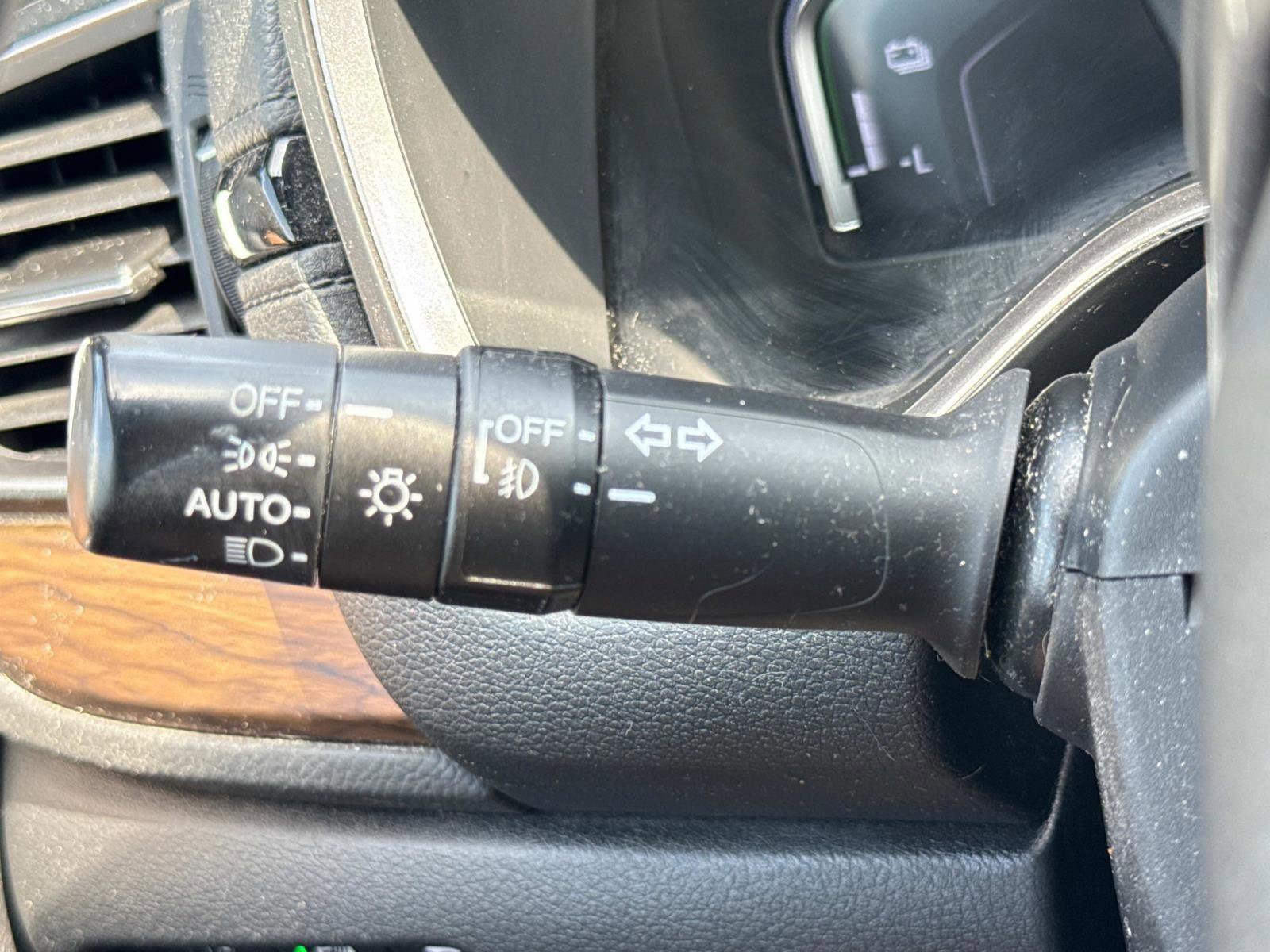 Used 2021 Honda CR-V Touring image 10