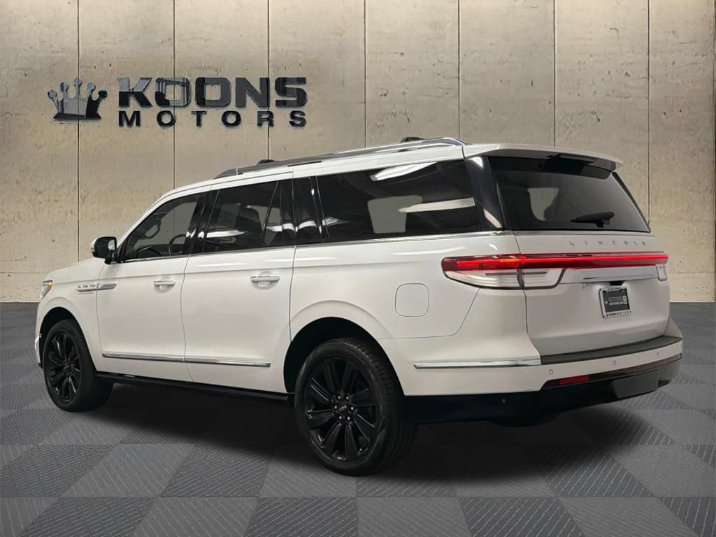 Certified 2023 Lincoln Navigator L Reserve AWD/4WD image 6