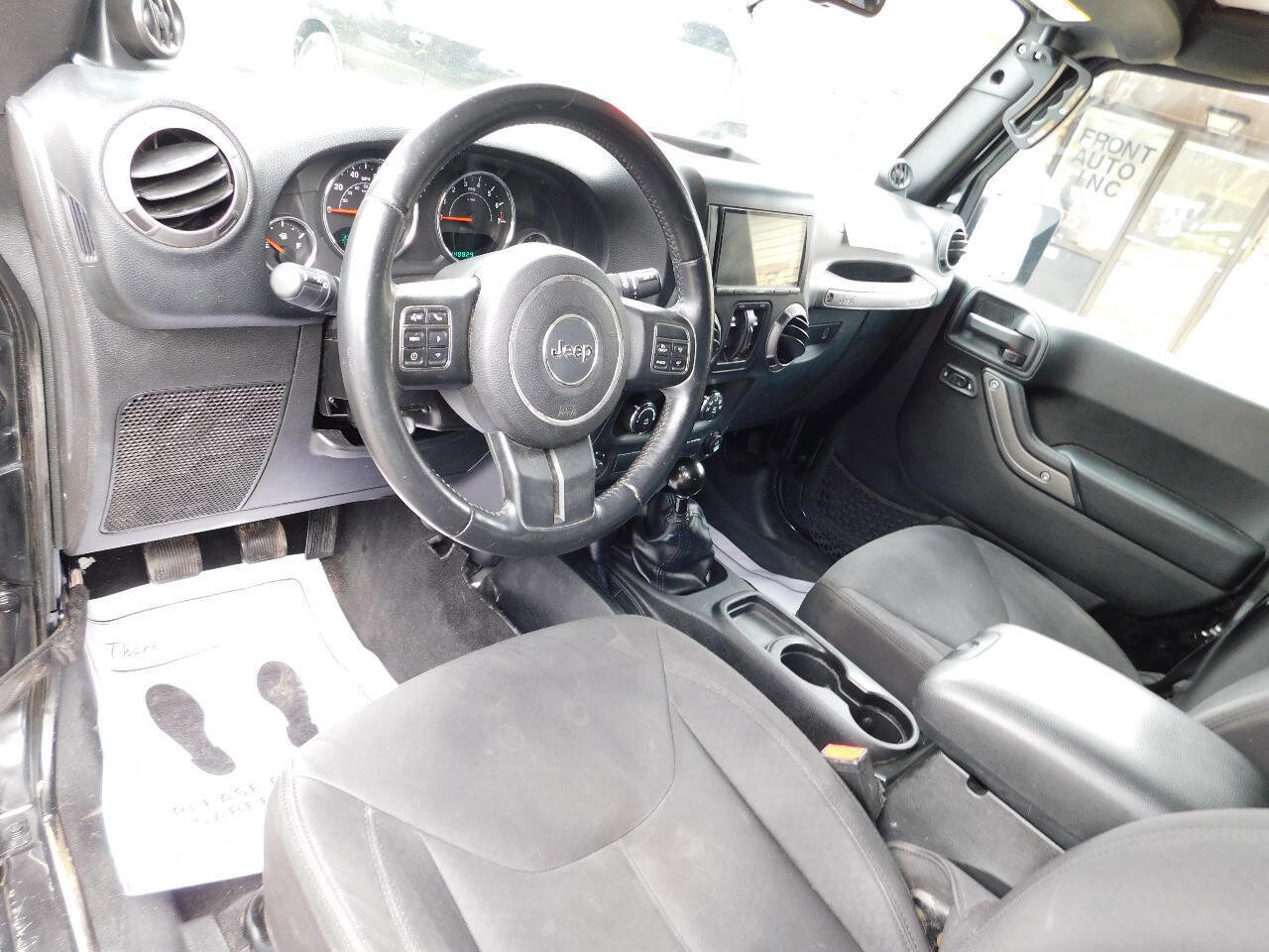 Used 2013 Jeep Wrangler Unlimited Sport image 21