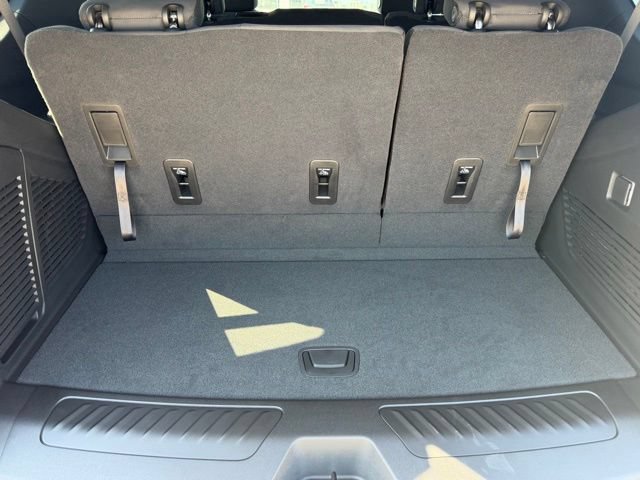 New 2026 Chevrolet Tahoe LS w/ Max Trailering Package RWD image 16
