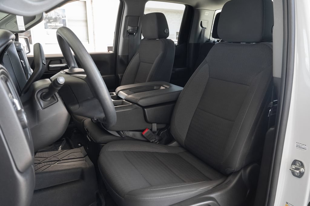 Used 2022 Chevrolet Silverado 1500 Custom RWD image 18