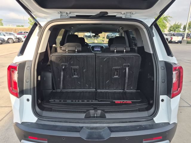 Used 2023 GMC Acadia SLE w/ LPO, Floor Liner Package FWD image 23