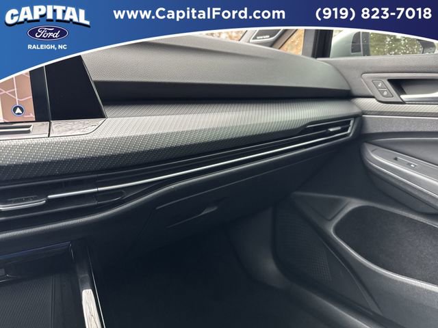 Used 2024 Volkswagen Golf R image 27