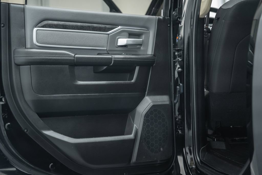 Used 2019 RAM 2500 Big Horn image 39