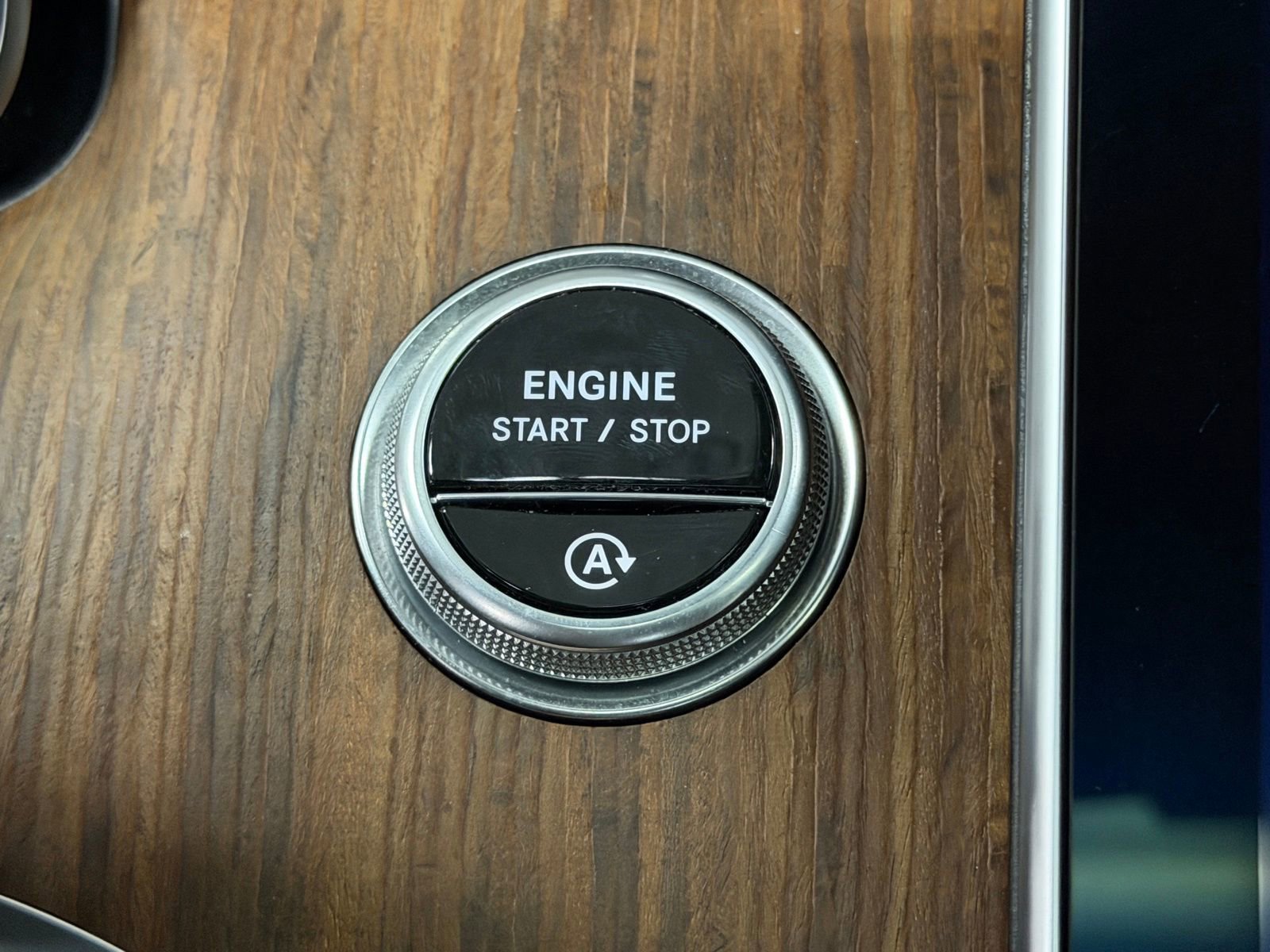 Certified 2022 Mercedes-Benz C 300 4MATIC Sedan image 32