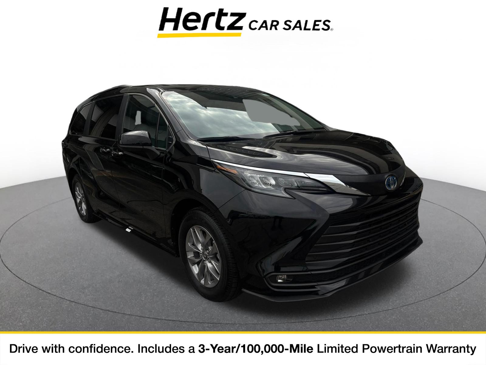 Used 2025 Toyota Sienna XLE