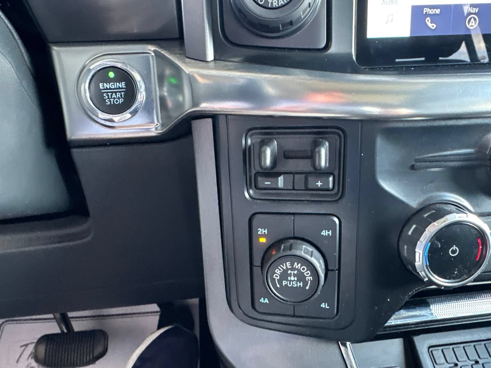 Used 2023 Ford F150 Lariat w/ Equipment Group 502A High AWD/4WD image 37