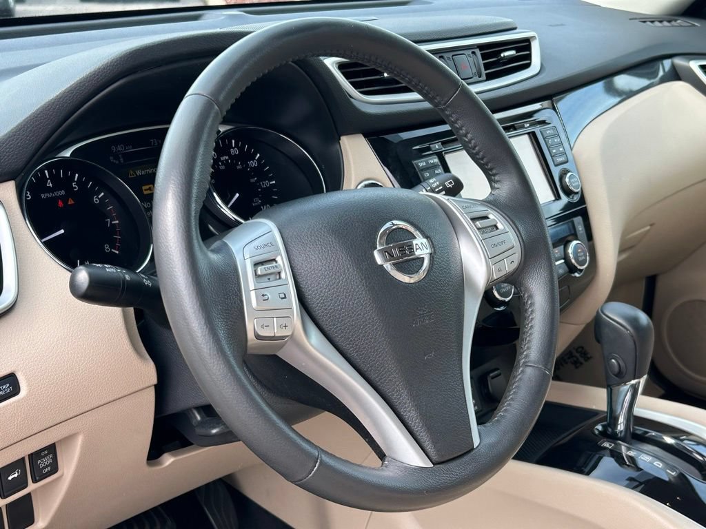 Used 2016 Nissan Rogue SL w/ SL Premium Package FWD image 17
