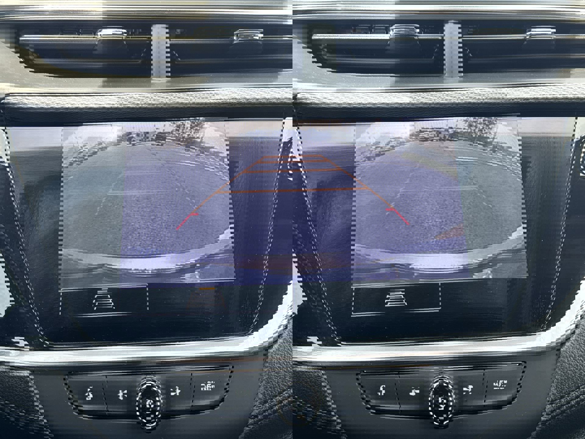 Used 2021 Buick Encore GX Preferred w/ Sport Touring Package image 16