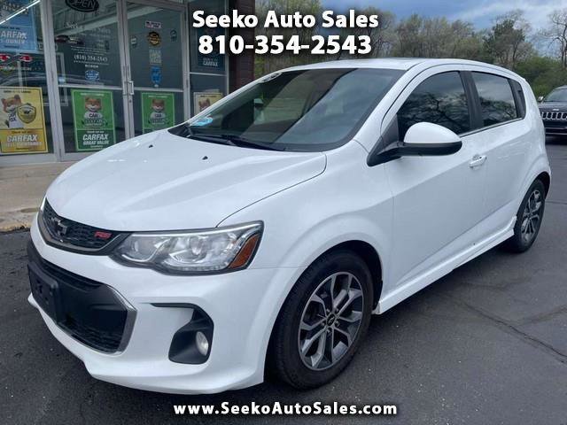 Used 2018 Chevrolet Sonic LT w/ True North Edition FWD image 1