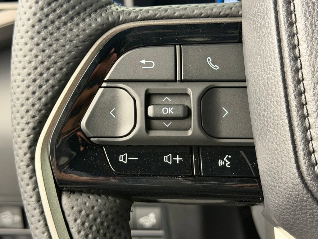 New 2026 Toyota Tundra Platinum AWD/4WD image 23