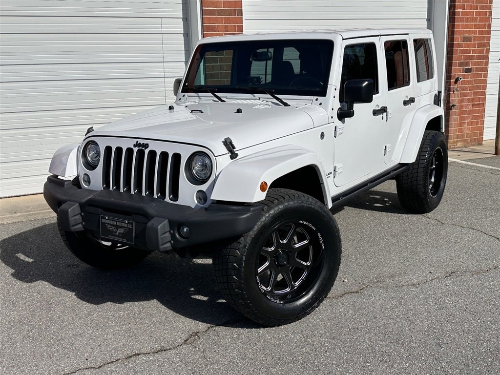Used 2017 Jeep Wrangler Unlimited Sahara image 6