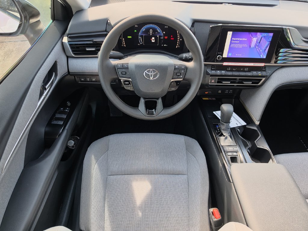 New 2026 Toyota Camry LE w/ Convenience Package FWD image 13