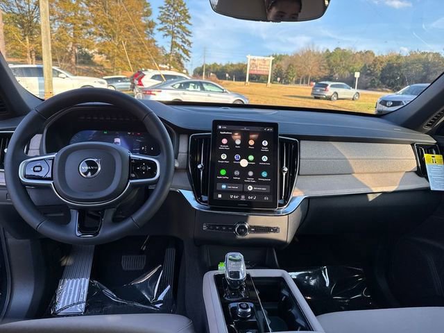 Used 2026 Volvo XC90 B6 Plus w/ Protection Package Premier image 15