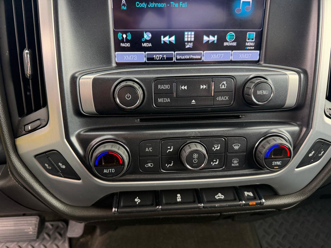 Used 2017 GMC Sierra 1500 SLE w/ SLE Value Package AWD/4WD image 28