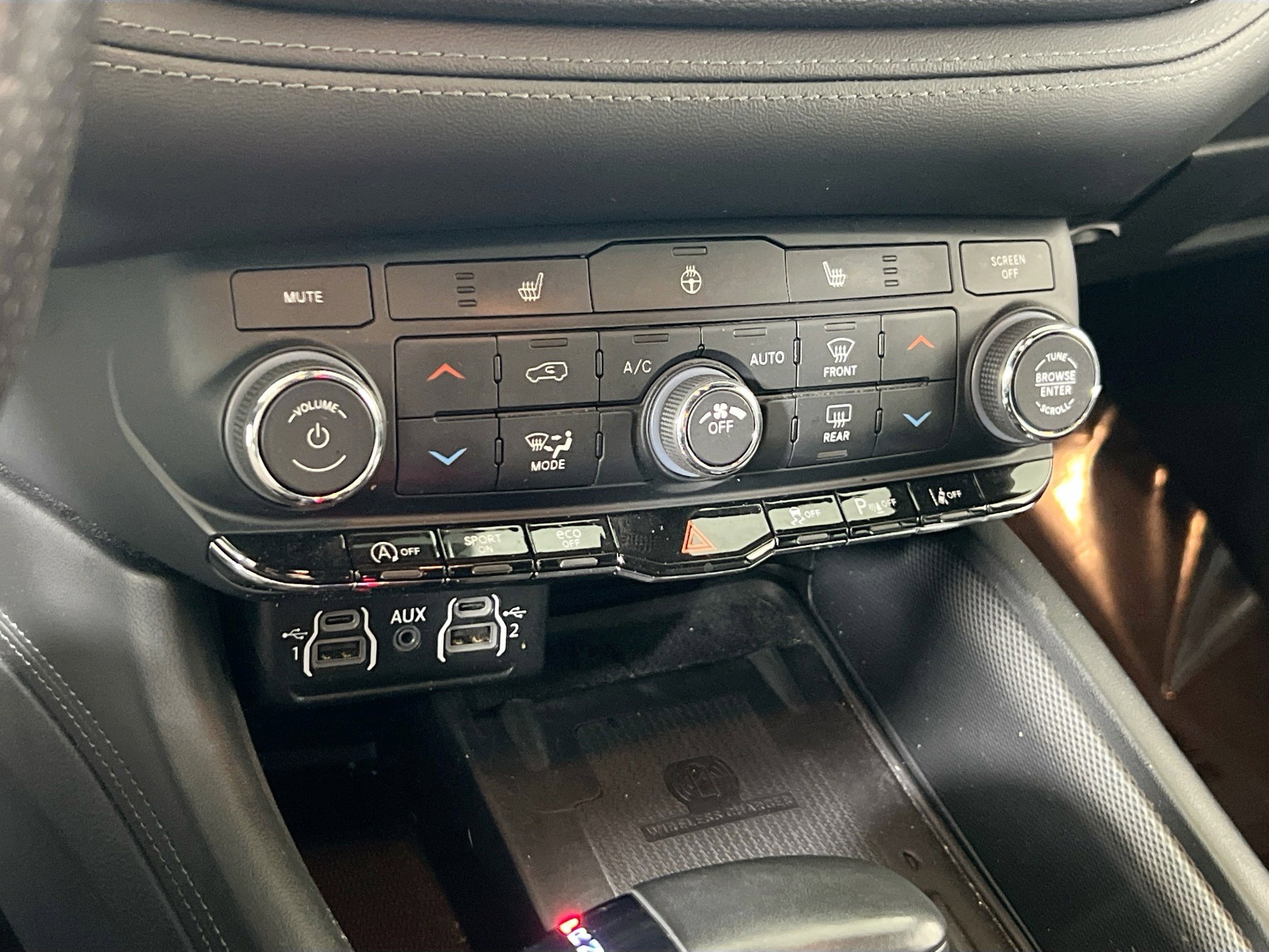 Used 2022 Dodge Durango GT image 16