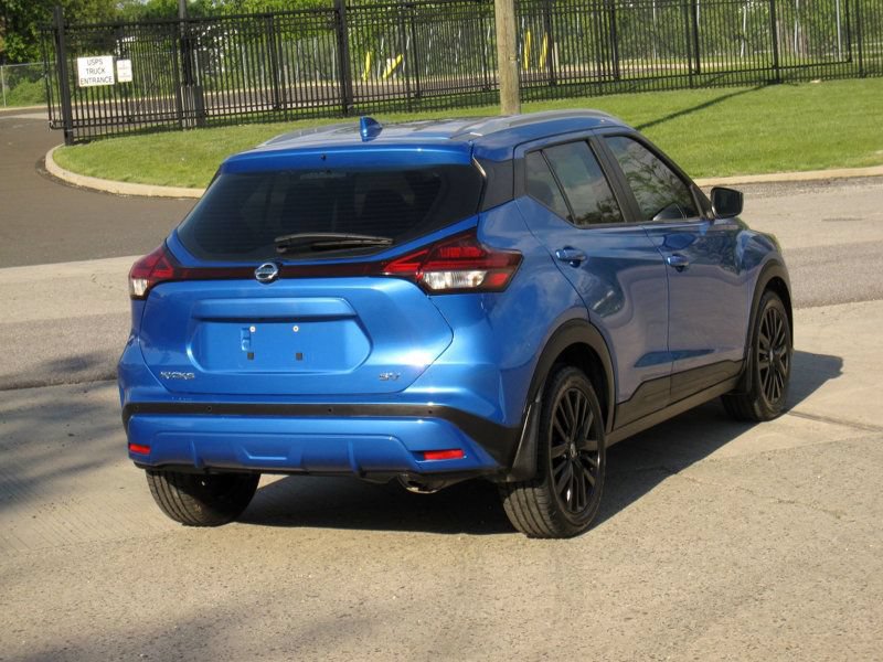 Used 2021 Nissan Kicks SV FWD image 12