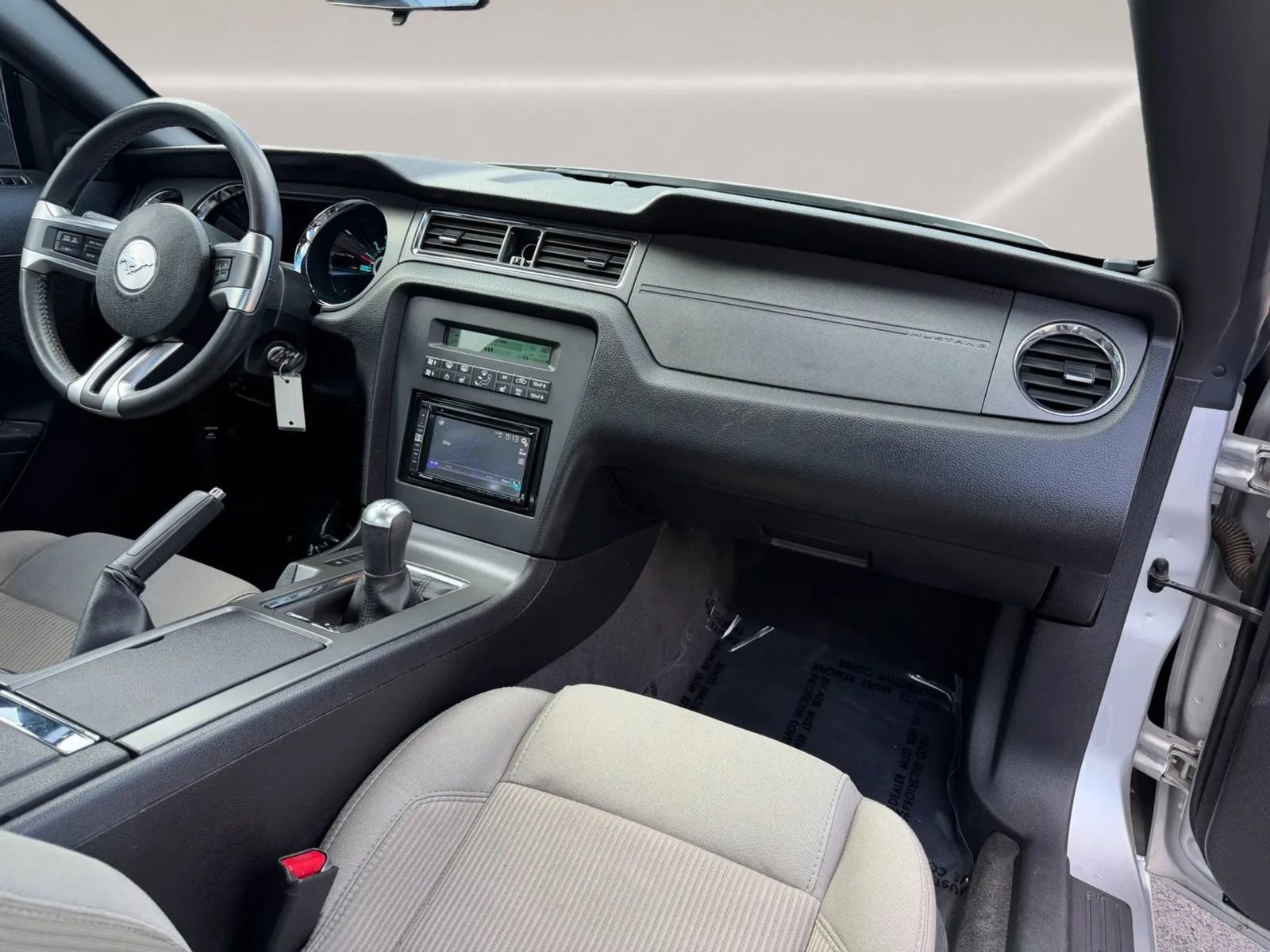 Used 2013 Ford Mustang GT RWD image 12