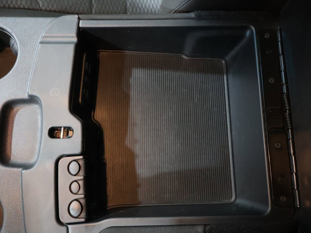 Used 2019 RAM 1500 Classic Warlock image 32