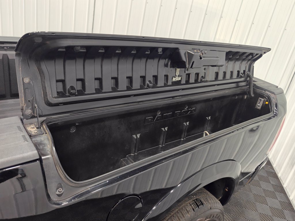 Used 2014 RAM 1500 Limited AWD/4WD image 25