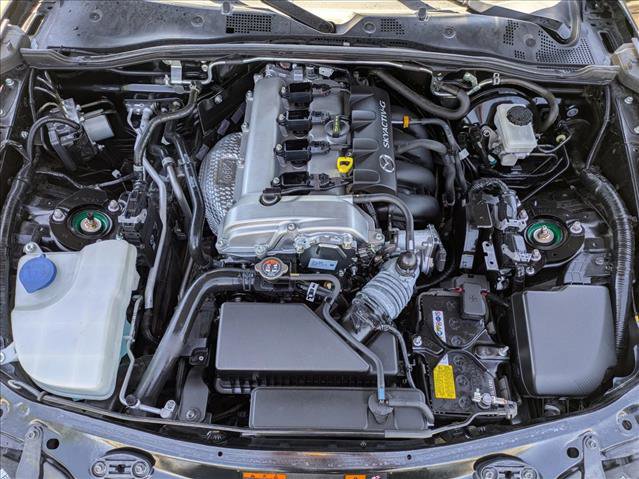 Used 2022 MAZDA MX-5 Miata Sport RWD image 18