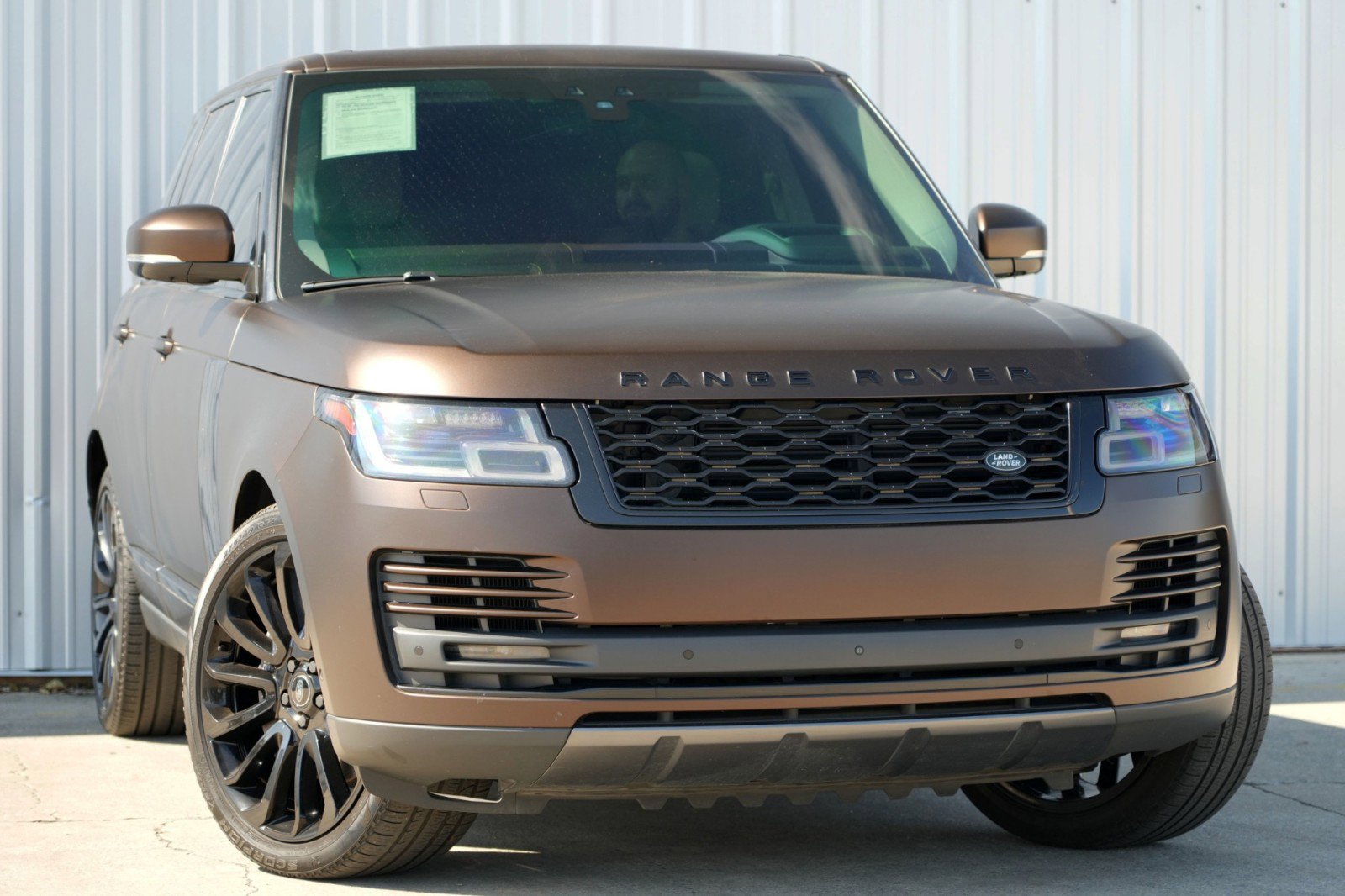 Used 2021 Land Rover Range Rover P525 Westminster Edition image 4