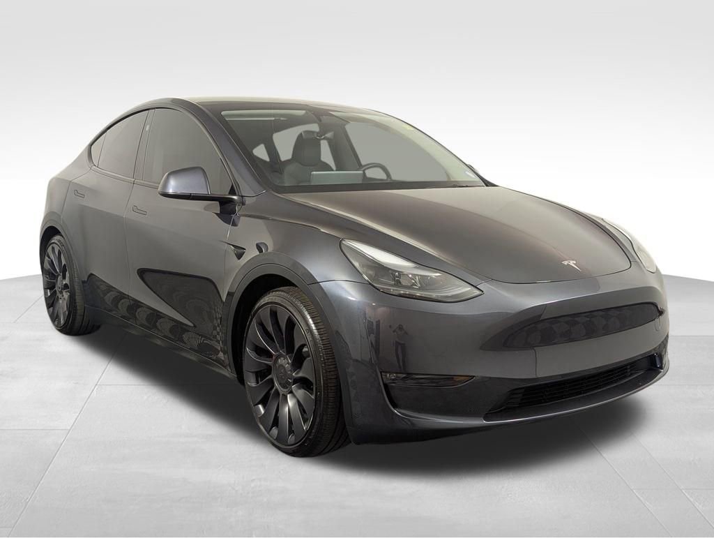 Used 2025 Tesla Model Y Performance image 23