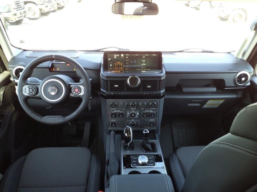 New 2024 INEOS Grenadier Station Wagon AWD/4WD image 31
