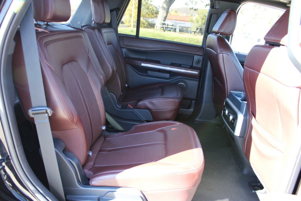 Used 2024 Ford Expedition Limited image 32