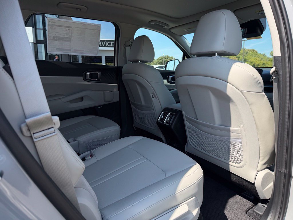 New 2026 Kia Sorento EX FWD image 31
