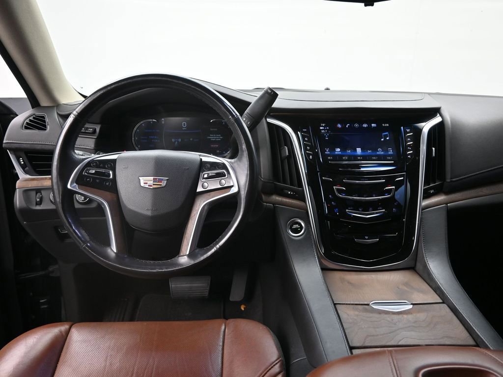 Used 2019 Cadillac Escalade ESV Premium Luxury image 12