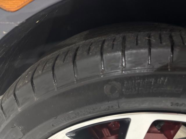 Certified 2025 Cadillac XT5 Sportv w/ Technology Package image 35