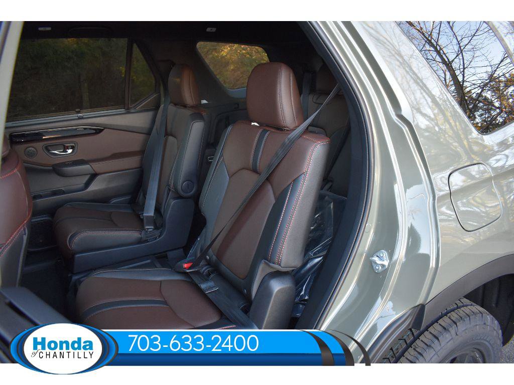 New 2026 Honda Pilot TrailSport image 30