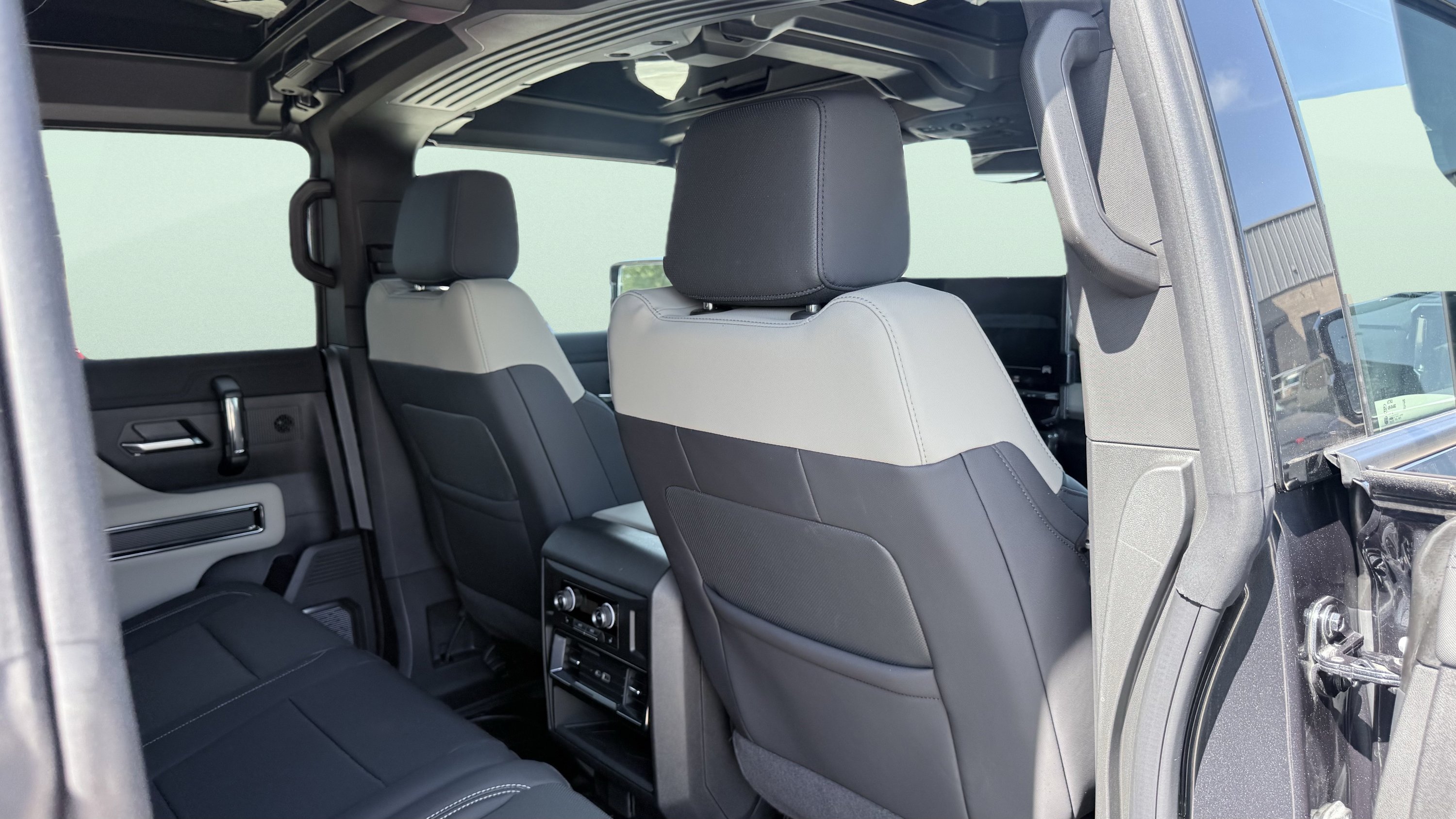 Used 2026 GMC Hummer EV SUV AWD/4WD image 38