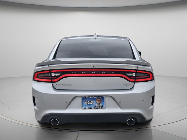 Used 2022 Dodge Charger R/T w/ Plus Group RWD image 5