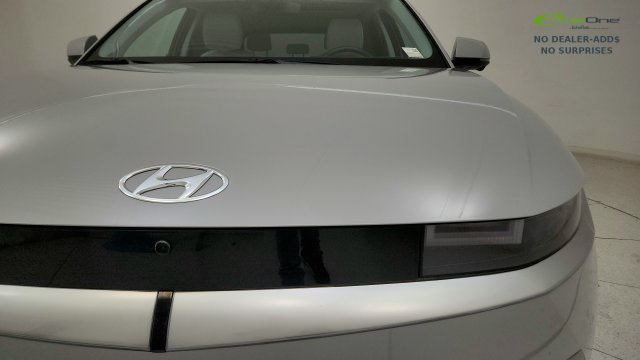 Used 2023 Hyundai Ioniq 5 Limited AWD/4WD image 25