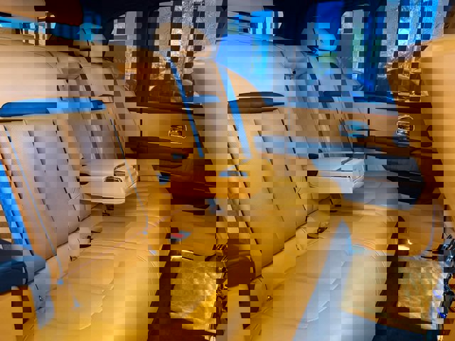 Used 2023 Rolls-Royce Cullinan w/ Dark Exterior Package image 53